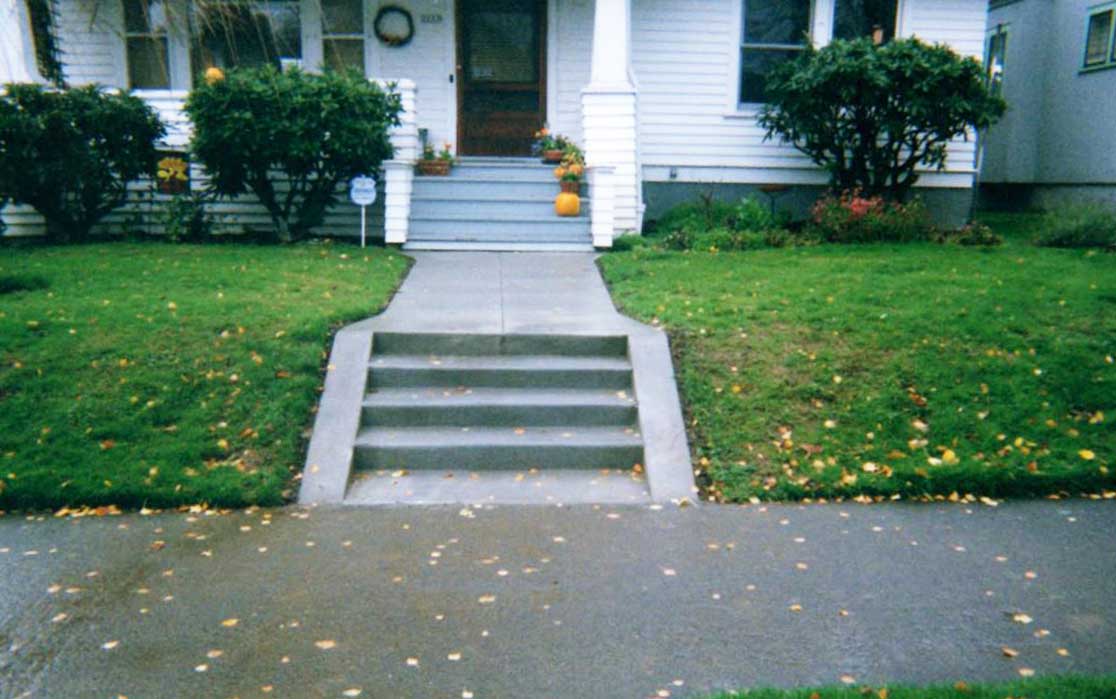 Rose-City-Concrete-Repair-Portland-OR-Best-Concrete-Repair-residential-entrance-steps